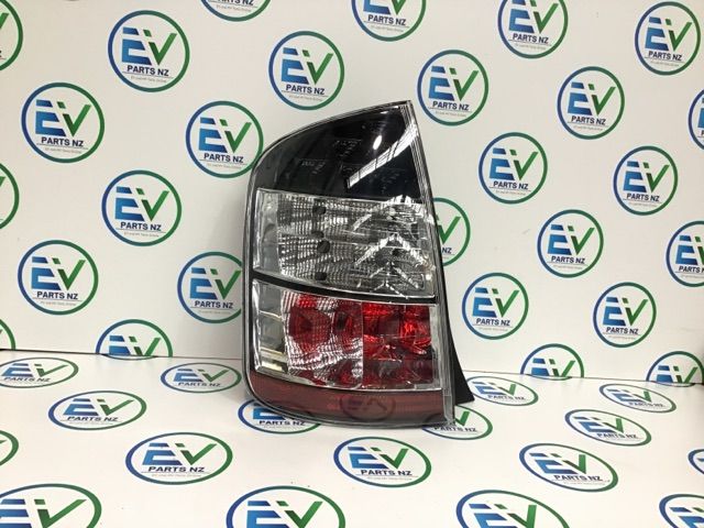Toyota Prius NHW20 10/03-06/09 L Tail Light