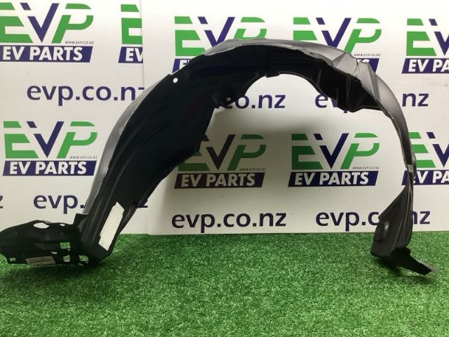 Toyota Prius C Aqua NHP10 LF Guard Liner