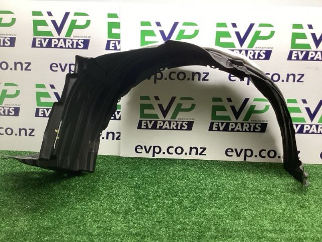 Lexus CT CT 200H 2011-2017 RF Inner Guard