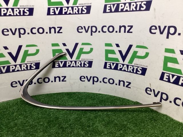 Lexus CT CT 200H 2011-2017 LR Door Top Frame Mould