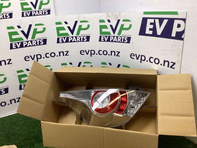 Toyota Aqua NHP10 2011-2015 L Tail Light