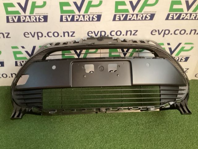 Toyota Aqua NHP10 2017-2020 Front Bumper Grille