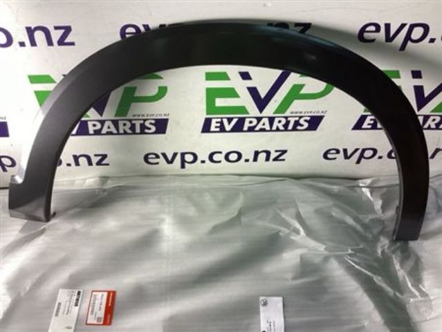 Honda Vezel RU3 LR Wheel Arch Moulding