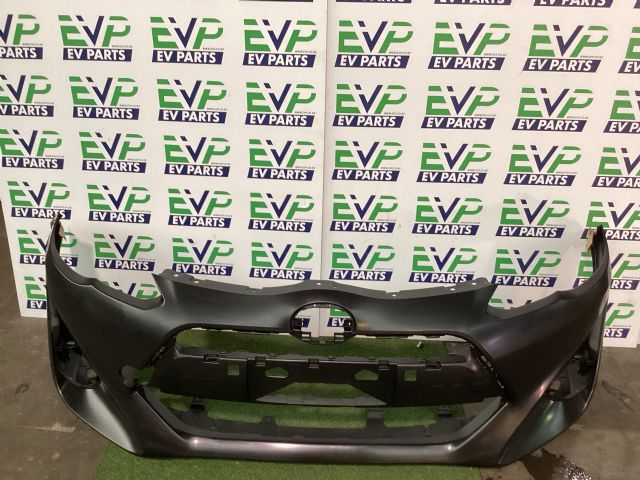 Toyota Prius C Aqua NHP10 Front Bumper Cover
