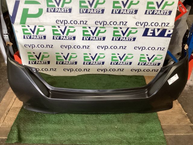 Toyota Sai AZK10 Rear Bumper