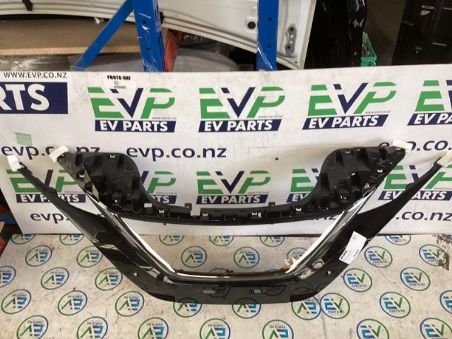 Nissan Leaf ZE1 2018-on Front Bumper Grille