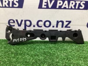 Mazda Mazda3 BL Rear Bumper Retainer LR