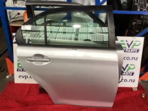 Toyota Axio NKE165 RR Door Complete