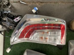 Toyota Prius ZVW30 2009-2015 R Tail Light