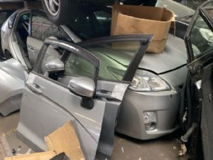 Toyota Prius ZVW30 2009-2015